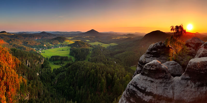 Sonnenuntergang-im-Elbsandsteingebirge